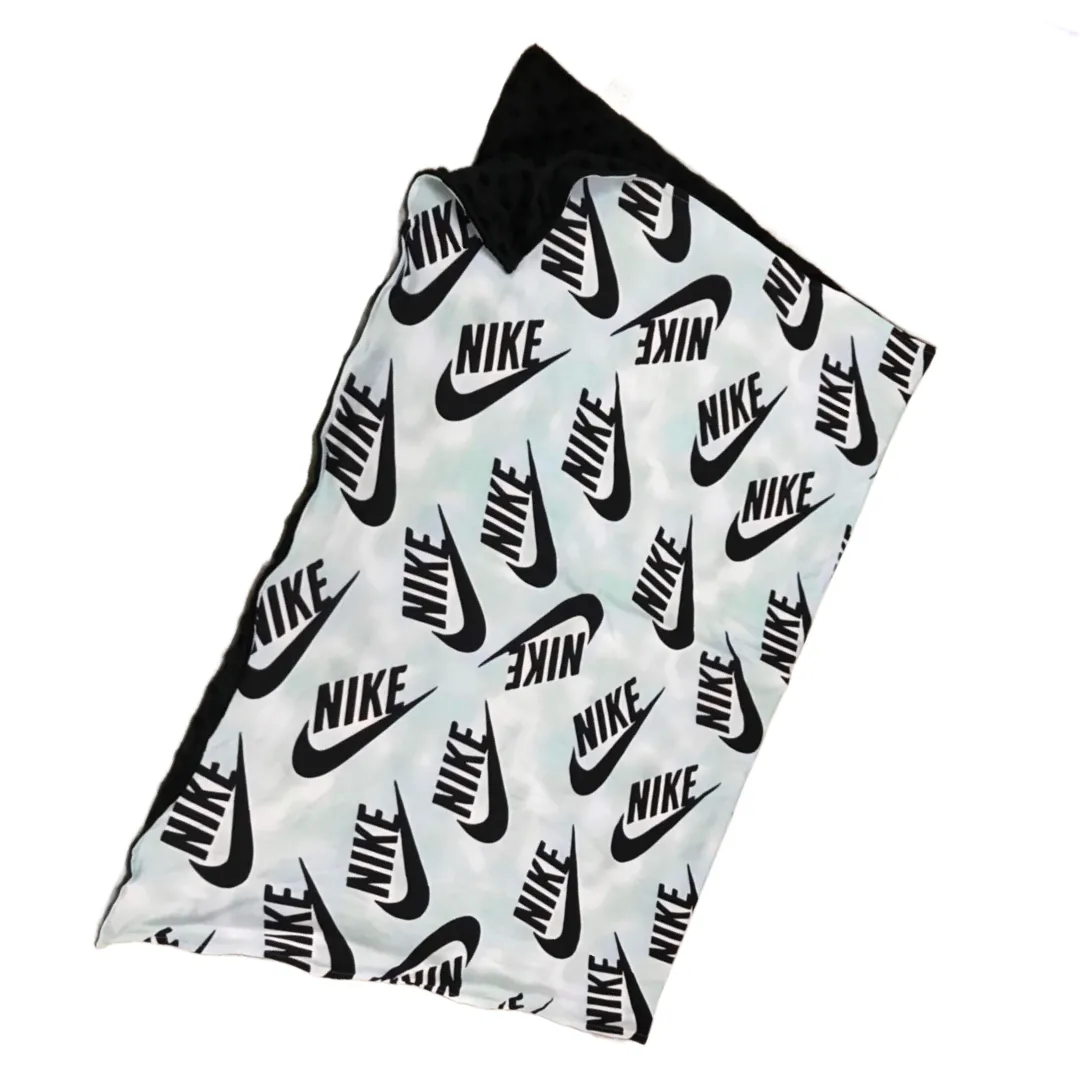 Kids Minkey & Cotton Spandex Blankets - check mark