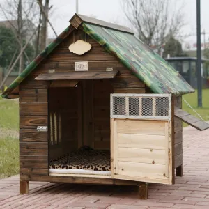 Large outdoor Doghouse, Rainproof, Carbonized Wood